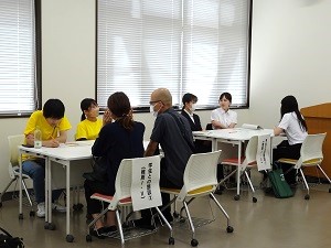 懇談