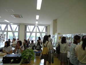 教育活動パネル展示コーナー