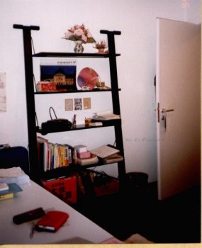 desk.jpg