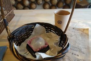 「まちのてしごとあかり展」×「maru café」が開催中です。