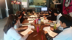 「カマタマーレ讃岐との共同プロジェクト」がラジオの生放送で紹介されました