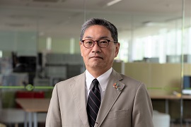 香川大学副学長に就任された経済学部第31回卒業生・城下悦夫氏を紹介します