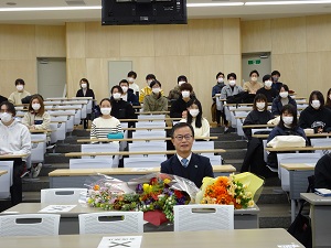 佐藤忍先生の最終講義が行われました