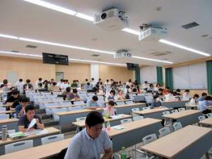 政府系金融機関による出張講義