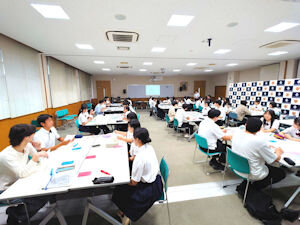 岡田ゼミによる「共同の学び講座」が行われました