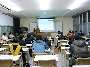 「商店街活性プロジェクト」の中間報告