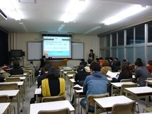 「「企業人なう」学生インタビュープロジェクト」の中間報告