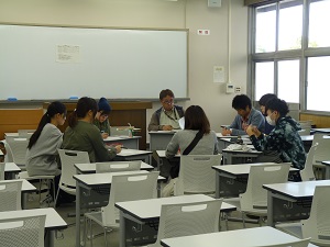 報告会の様子