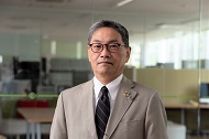 城下悦夫さん