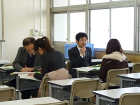 11月19日個別相談風景