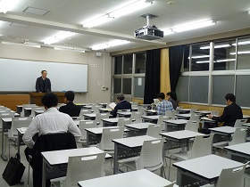 11月18日担当教員の説明