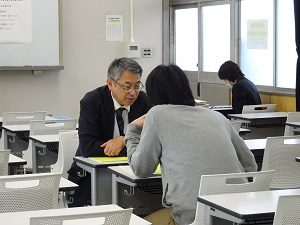 11月15日個別相談風景