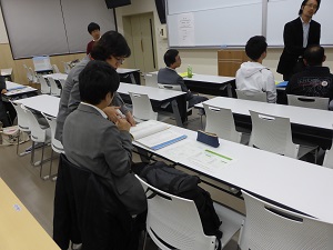 11月20日個別相談風景