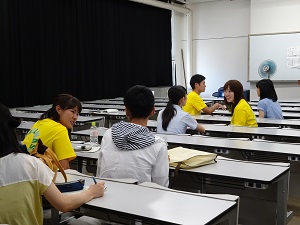 先輩と話そう