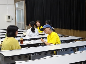 先輩と話そう