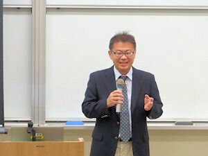 　学部長