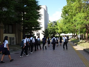 バスへ