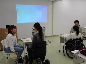 大学生と