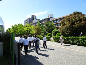 北キャンパスへ