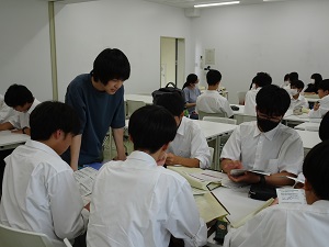 大学生と