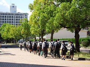 ツアー