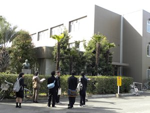 2013年4月1日（月）大学訪問「香川県立高松東高校」　担当教員：大野拓行