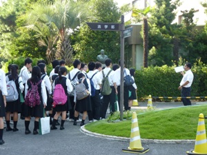 2013年9月25日（水）大学訪問「香川県立善通寺第一高校」　担当教員：高橋明郎