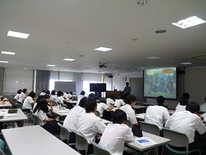2014年8月1日（金）大学訪問「兵庫県立山崎高校」　担当教員：宮脇秀貴