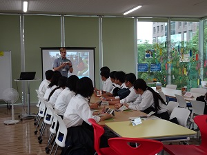 2018年7月4日（水）大学訪問「香川県立香川中央高等学校」　担当教員：横山佳充