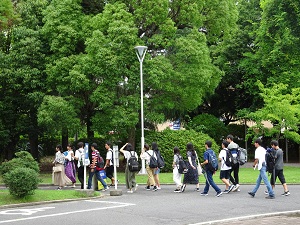 2019年7月22日（月）大学訪問「兵庫県立芦屋高等学校」　担当教員：西成典久