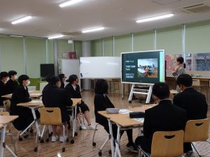 2023年12月5日（火）大学訪問「香川県立高松南高等学校」　担当教員：緒方宏海