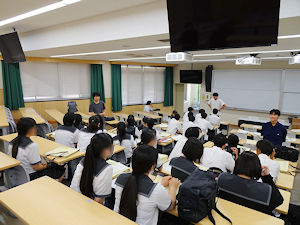 2024年7月18日（木）大学訪問「山陽学園高等学校」　担当教員：持田 めぐみ