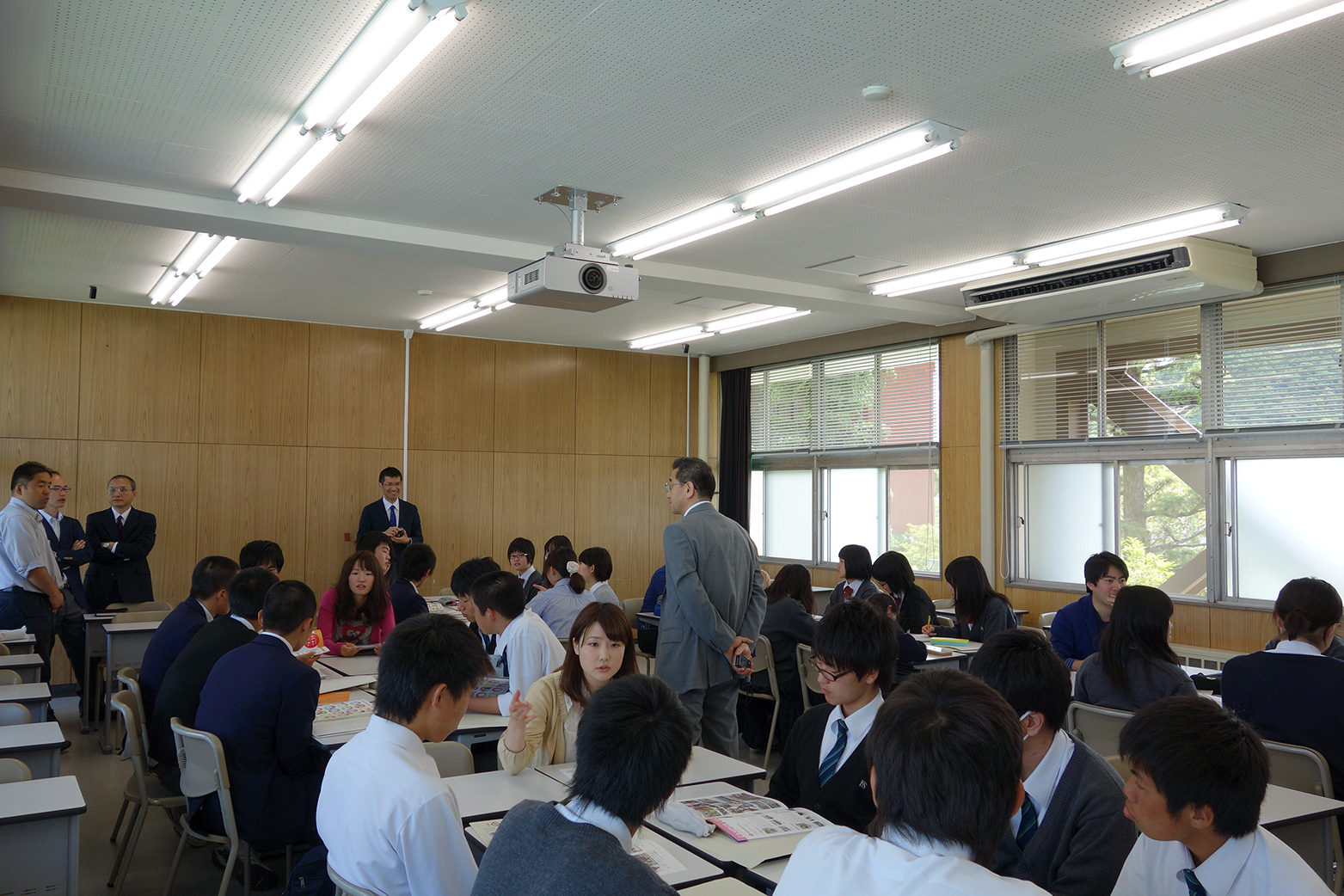 在学生と交流2