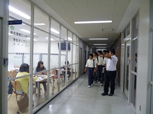 キャンパス見学2