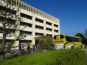 バスへ