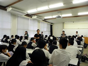 在学生と交流4