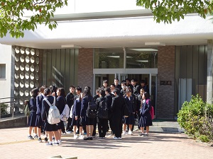 経済学部