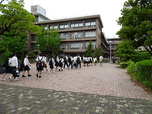 バスへ